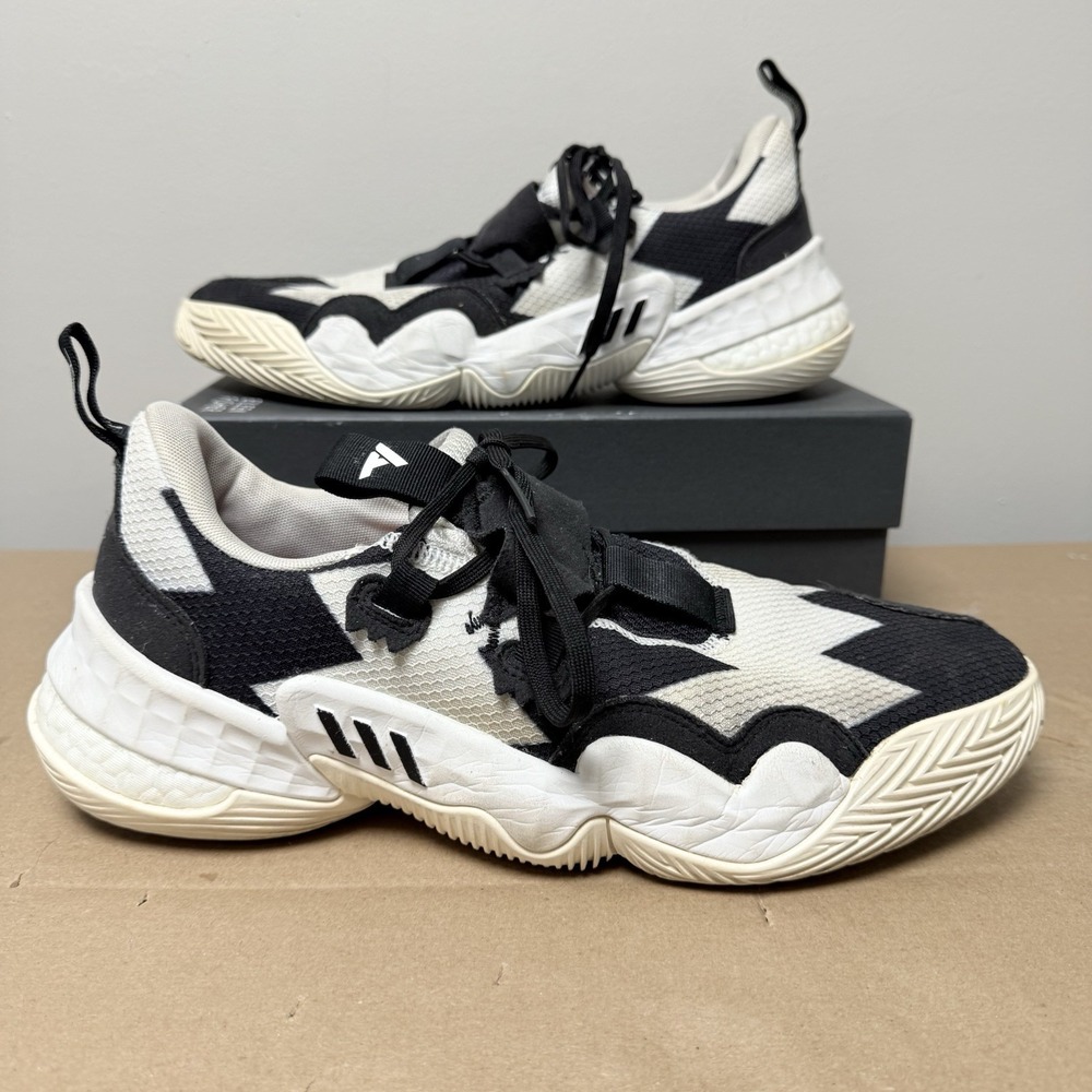 Adidas Trae Young 1 Mens 11 Black White Excellent So So Def H68999 Basketball